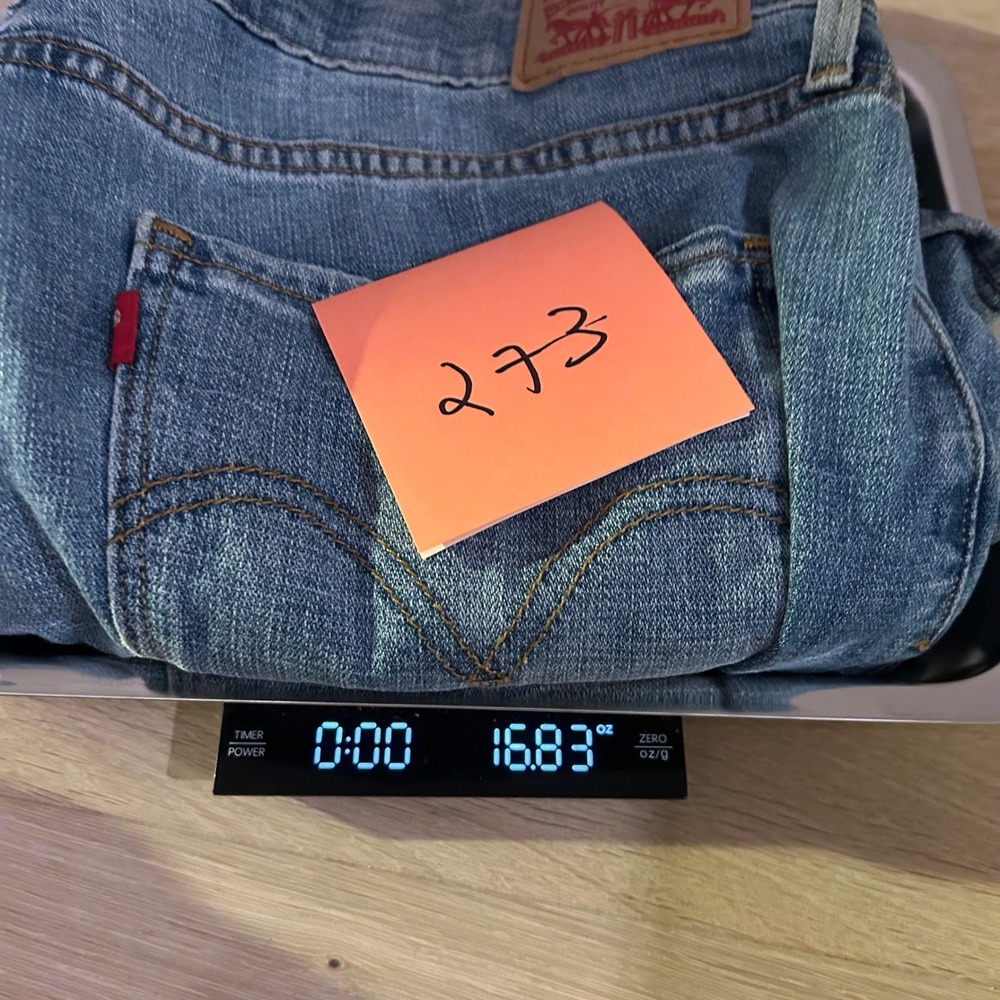 Levi's 525 Perfect Waist Straight Jeans Women's 16 Blue Medium Wash Denim Mature - Picture 10 of 10